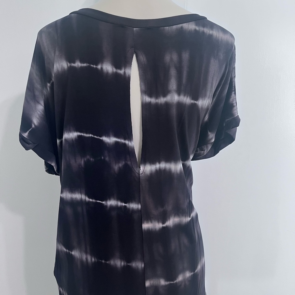 Enti NWOT. Top #063 - Picture 3 of 4
